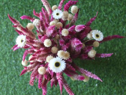 divine-beauty-dried-flowers-arrangement