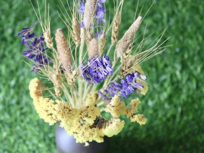 yellow-statice-dried-flower-bouquet