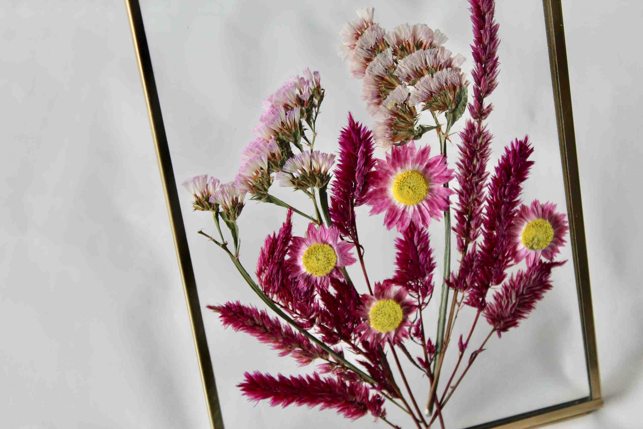 Wholesale Pressed Flower Frame To Decorate Your Environment 
