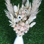 simple-shine-dried-flower-bouquet