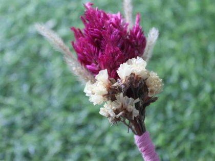 burgundy-white-dried-flowers-boutonniere-for-wedding