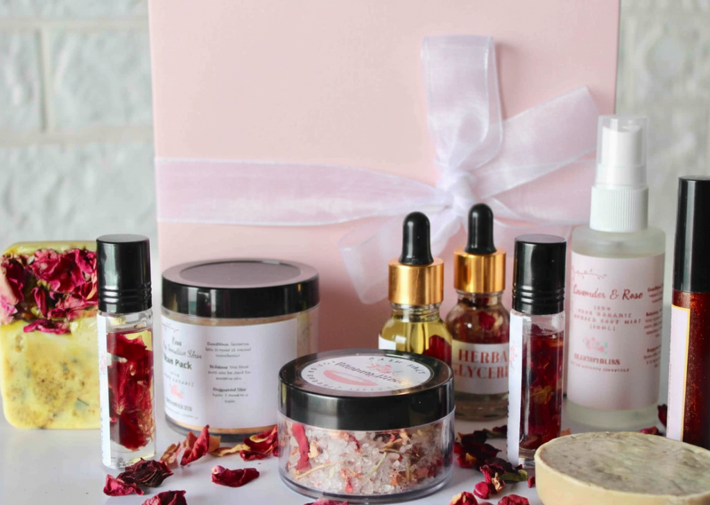 Beauty Gift Hamper Rose
