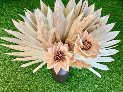 soothing-shades-dried-flowers-bunch