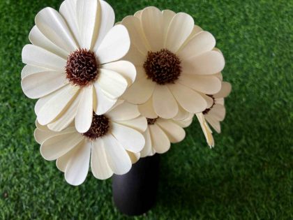 Handcrafted Daisy Sola Wood Flowers Bunch